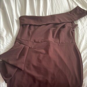 Elegant Off-Shoulder Brown Dress